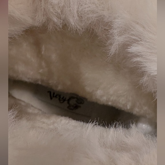 Very G Sherpa Top Slip On Boots Size 11 Nude Platform Heel Lightweight - Picture 10 of 14